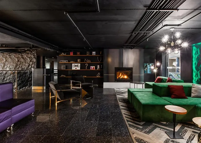 Empire Suites